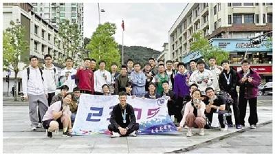 杭州一高中班主任带全班跑马拉松，助力学生规划未来