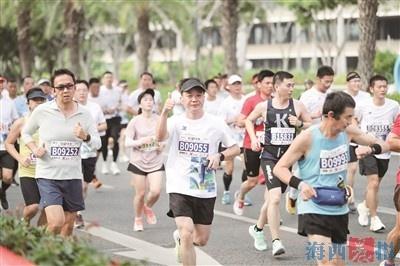 12 月 1 日，20000 人齐聚厦门海沧半马，你准备好了吗？