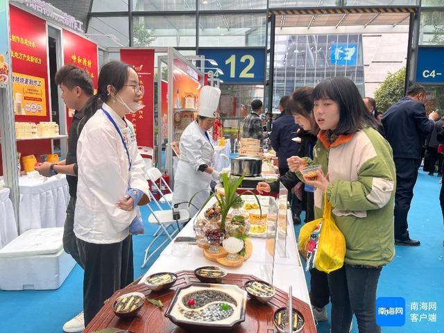 8 大琼字号劳务品牌亮相长沙，海南展馆人气爆棚  第7张