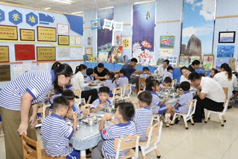 家长开放日：走进校园，见证孩子成长，关注食品安全  第1张