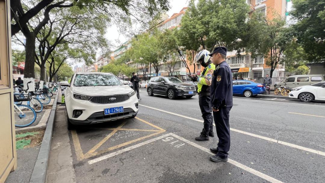 多部门联合治理,建邺区南苑街道还路于民,打造整洁有序环境 第2张 多部门联合治理,建邺区南苑街道还路于民,打造整洁有序环境 第2张