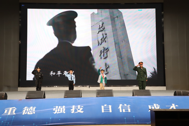 远离药物滥用，绽放无毒青春！17 岁女孩勇敢现身说法，800 余名师生共同见证  第2张