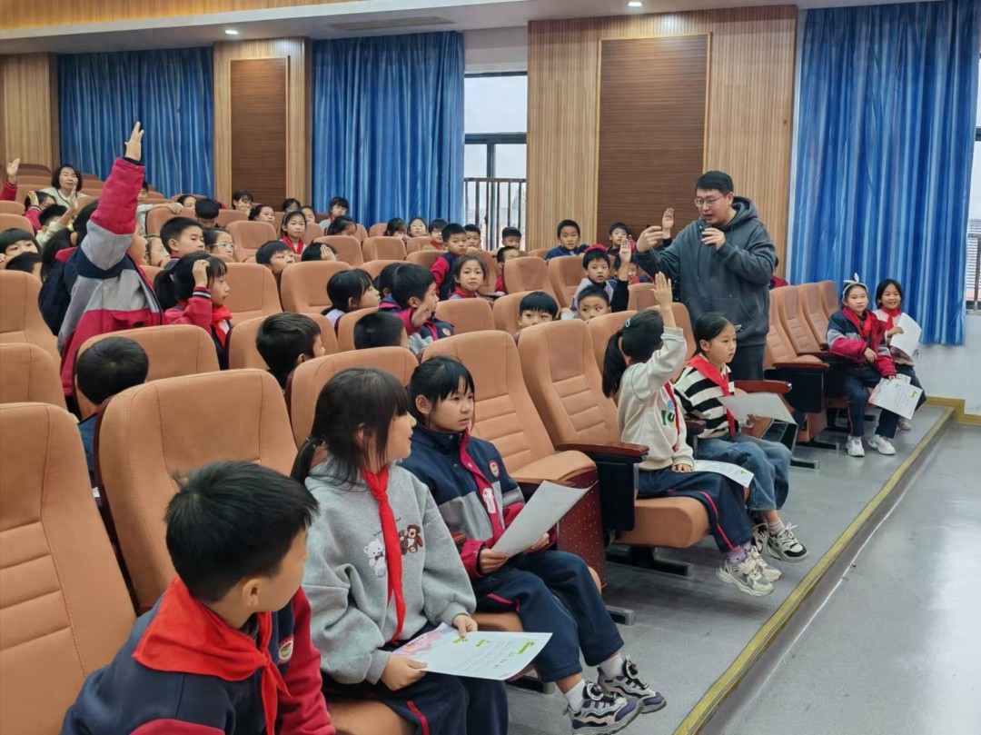 170 多位学子齐聚，穿越寒冬感受春日盛景