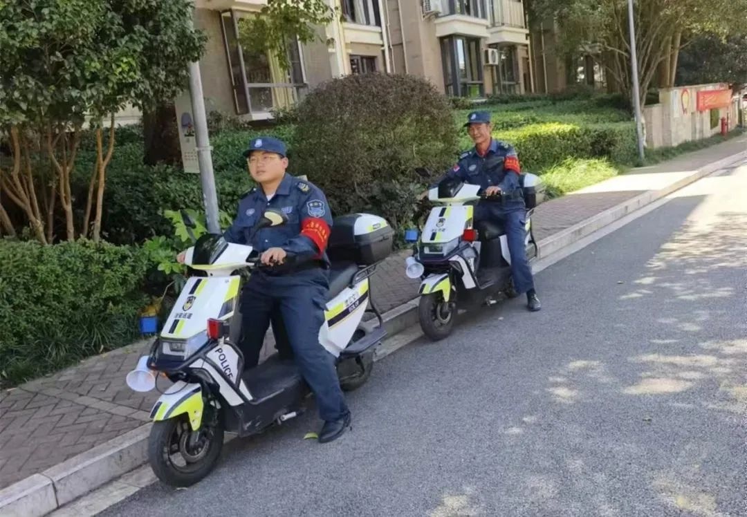 呈贡分局乌龙派出所创新七彩云+红袖标模式，打造平安新局面  第4张