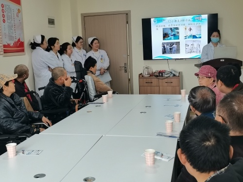 15 名脊髓损伤患者参加培训，重寻精彩人生  第2张