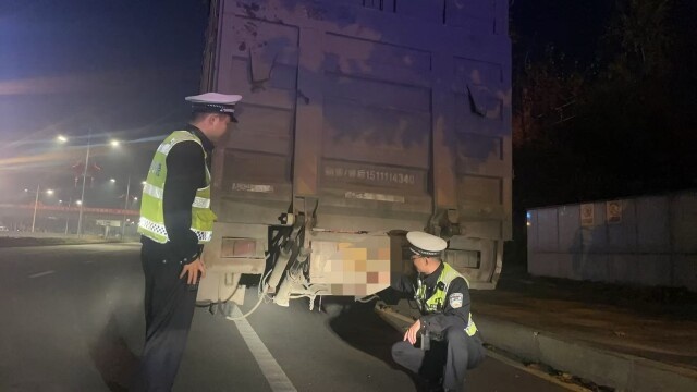 长沙交警开展过境货车三见行动，查处重点交通违法 546 起  第3张