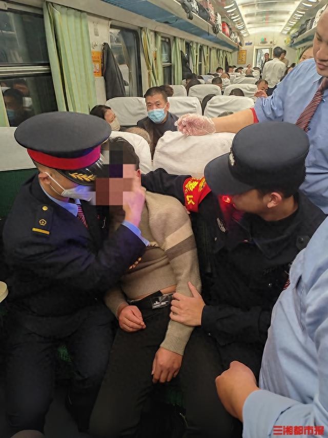 男子火车上倒地昏睡，竟是因为喝了这个