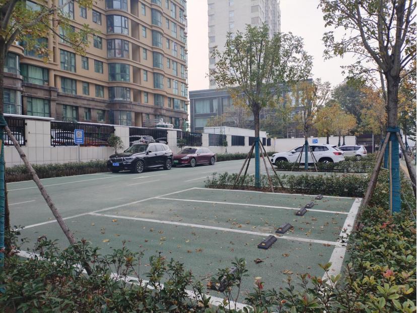 楼顶消防通道被占？漯河双违治理办出手了  第3张