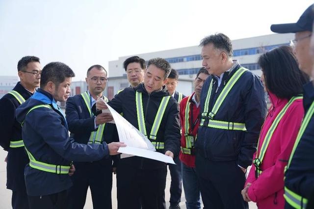 西安机场三期扩建工程首条跑道通过使用许可审查，2024 年 12 月将投运  第2张