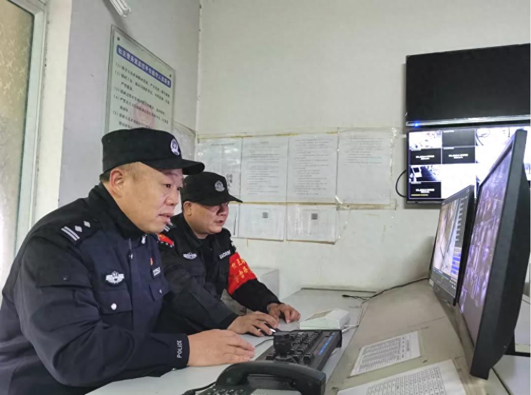 连续办案 4 天未回家，这位民警为何如此拼命？