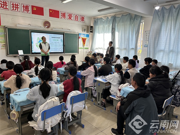 你知道鸟在哪里睡觉吗？昆明山村学生的别样自然课  第4张