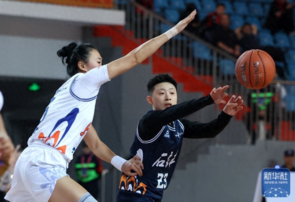 WCBA 常规赛第三轮：石家庄英励队 65 比 108 不敌上海浦发银行队，精彩瞬间全回顾