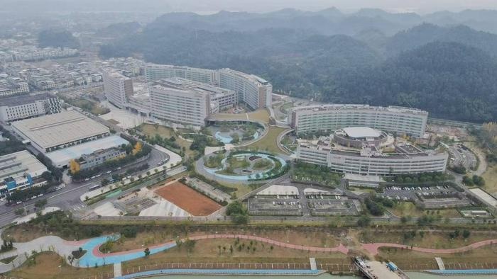 乐山市人民医院高新院区23日全面启用，白塔街院区这些科室将停诊  第2张