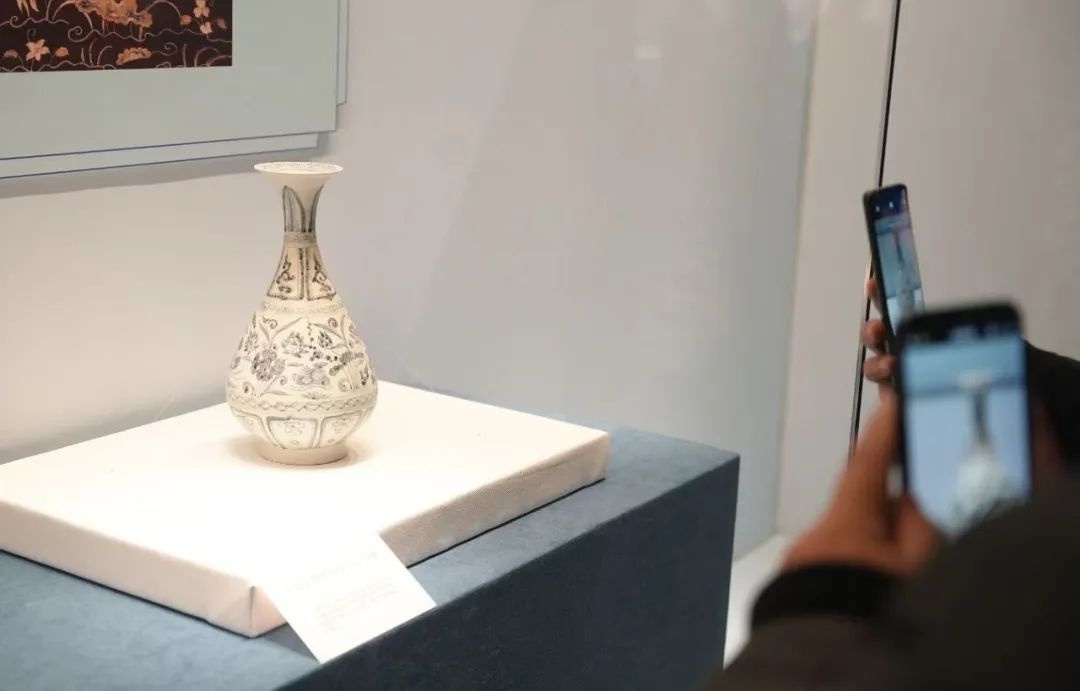 震撼来袭！辽宁最大规模元青花展览，24件珍品揭秘千年瓷韵  第2张