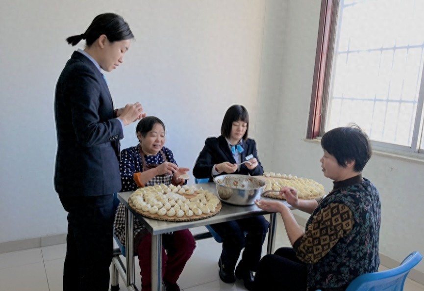 冬至暖心活动：淄川农商银行杨寨支行邀您共享饺香情暖  第1张