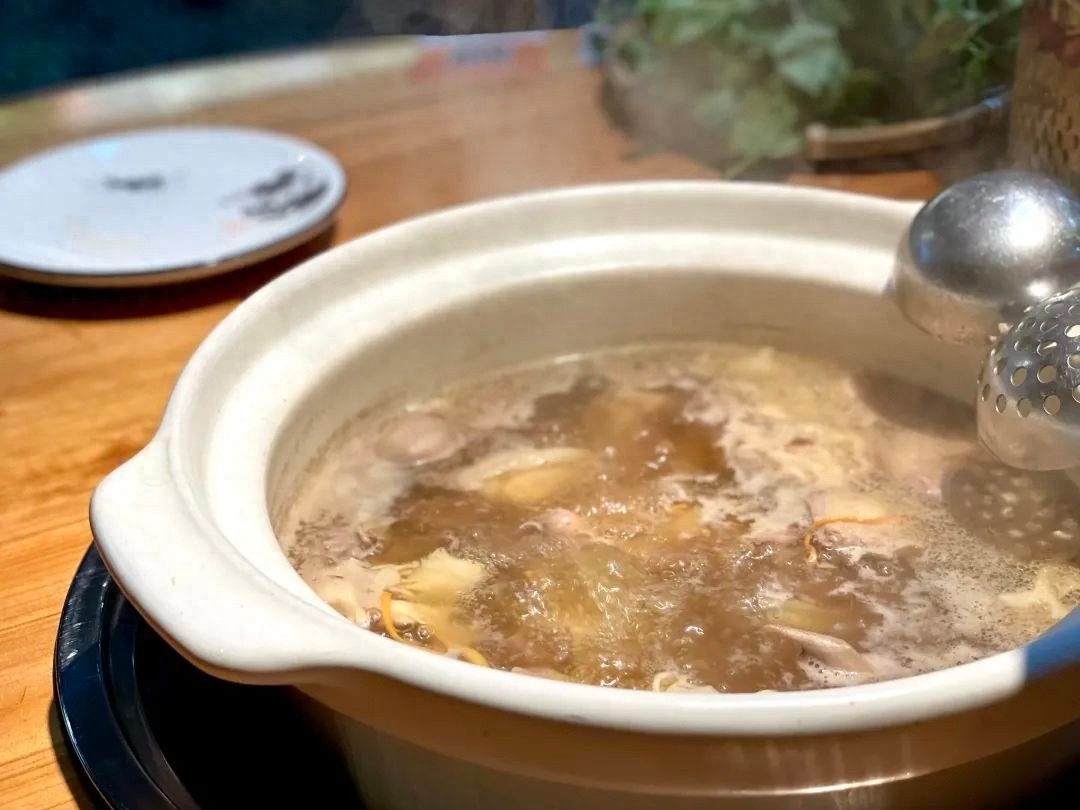 广东阿妈的润燥靓汤竟隐藏健康危机，你还在只喝汤不吃肉吗？  第1张