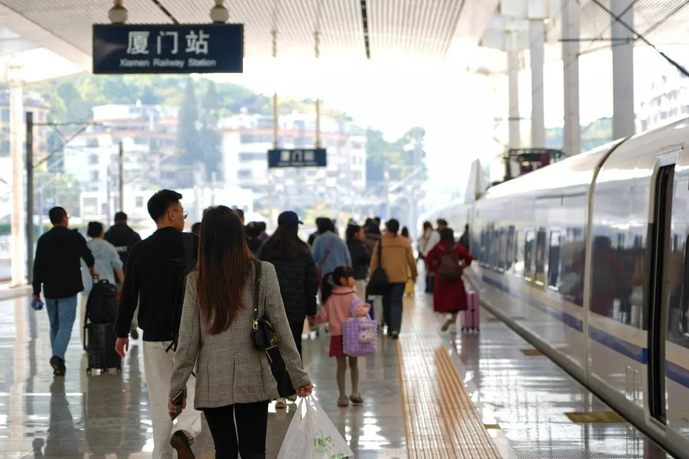 2025年铁路大调图：高铁覆盖8成，厦门至北京仅需16小时，革命老区直通首都  第1张