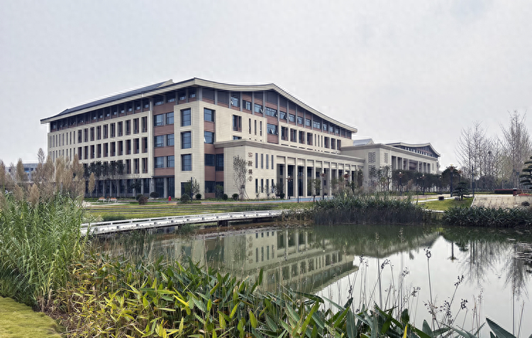 淇河实验室落户鹤壁，打造千亿级产业集群