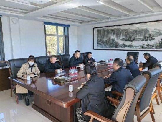 政企交流座谈会：助力企业健康发展，政府区长亲自出马  第1张