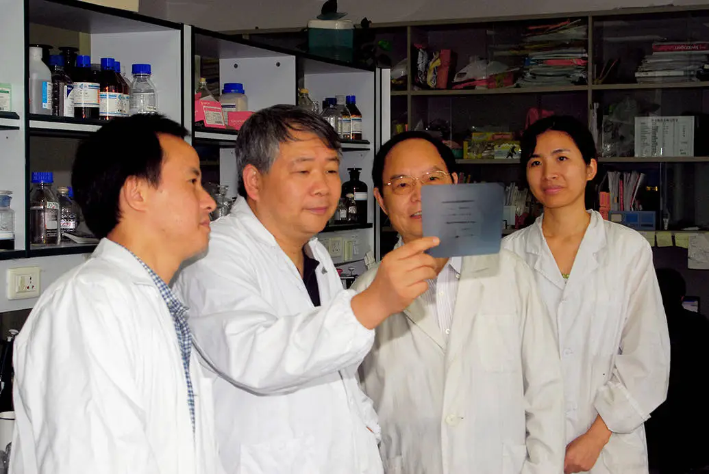 中国创新药物发展的引路人：丁健院士荣获上海科技奖科技功臣奖  第2张