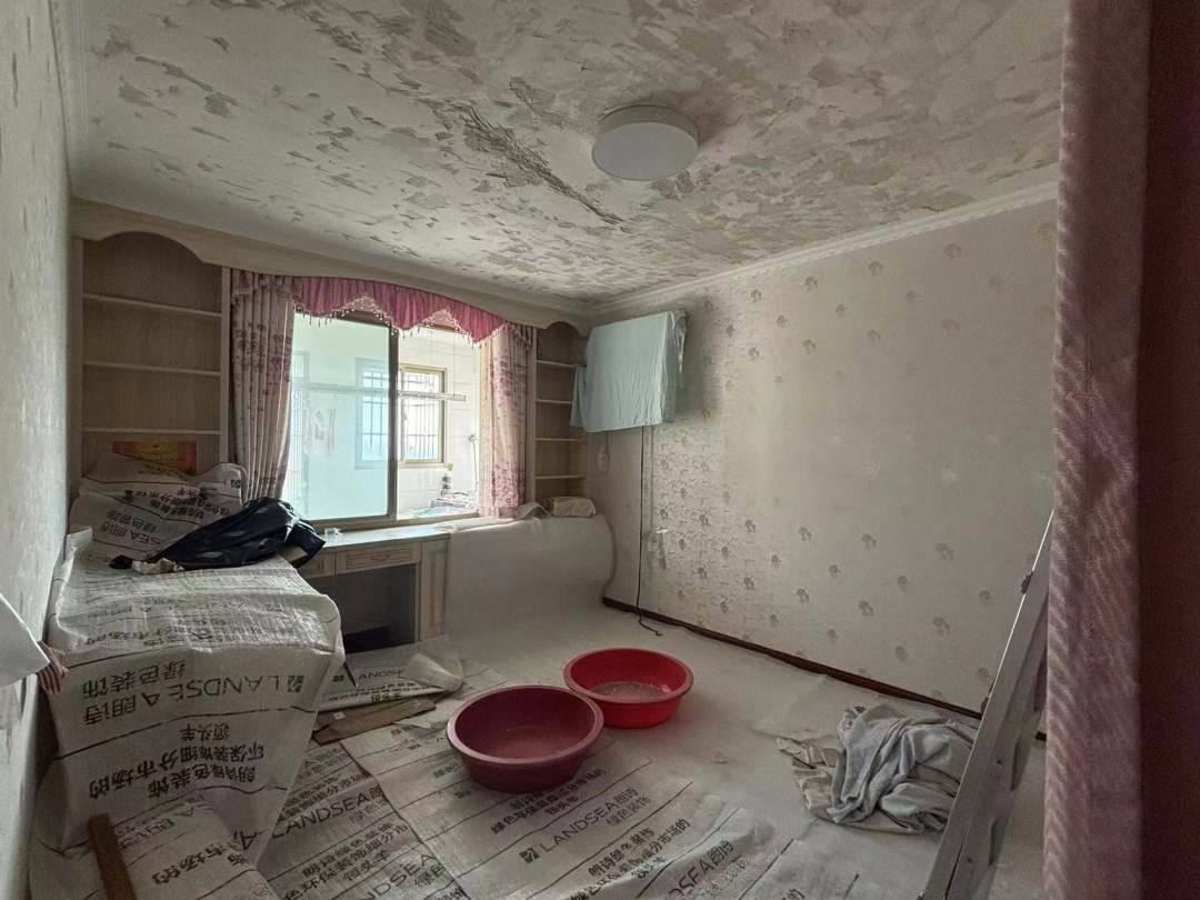 房屋漏水苦不堪言，法院人如何为百姓做主？  第2张