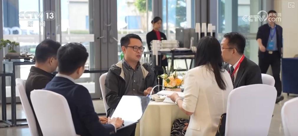 美在华跨国企业齐聚重庆，关注投资机遇与政策  第3张