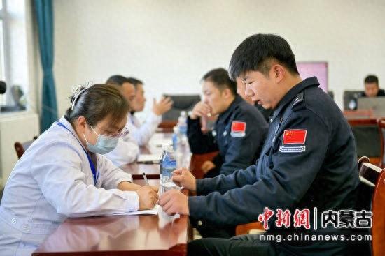 国家级医疗专家齐聚阿尔山，家门口就能享受优质医疗服务