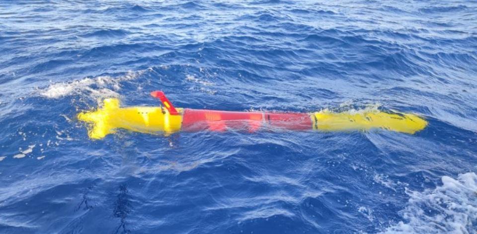 厉害了！我国首台国产深海微生物原位采样自主水下航行器研制成功  第2张