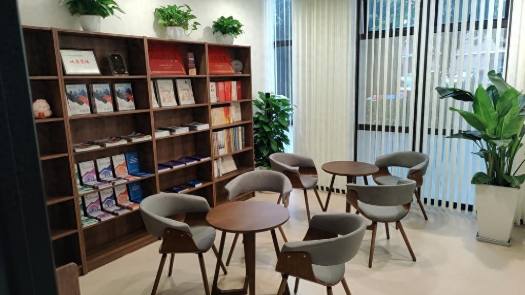 十月惊喜！帮宁办工作室成立一周年，助力一网通办，迎来新赛道重点企业