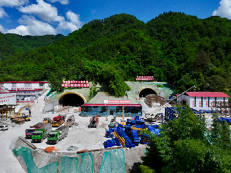 大竹县交通建设上演速度与激情，五高速公路网即将形成  第1张