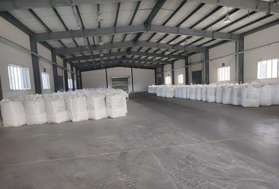 哈尔滨铁路助力大庆石化，90 车 4590 吨催化剂接卸忙  第3张