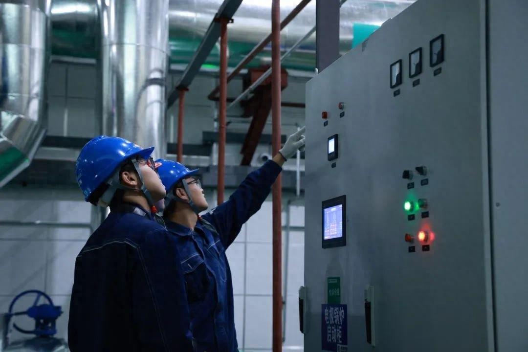 供电公司特巡线路，确保安全稳定运行  第1张