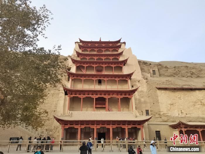 敦煌壁画修复师：与文物对话，守护千年艺术宝库  第2张