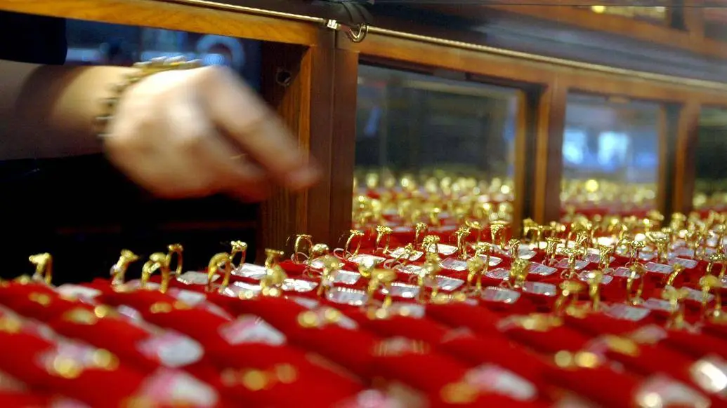 足金饰品价格突破 810 元/克，你还在等什么？  第1张