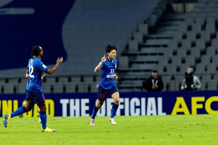 亚冠联赛：申花主场 2-0 川崎前锋，豪取 10 连胜