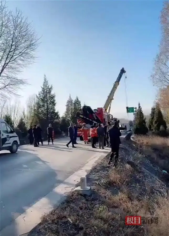 突发！山西代县网红丐中丐夫妻驾车直播时遭遇车祸不幸身亡