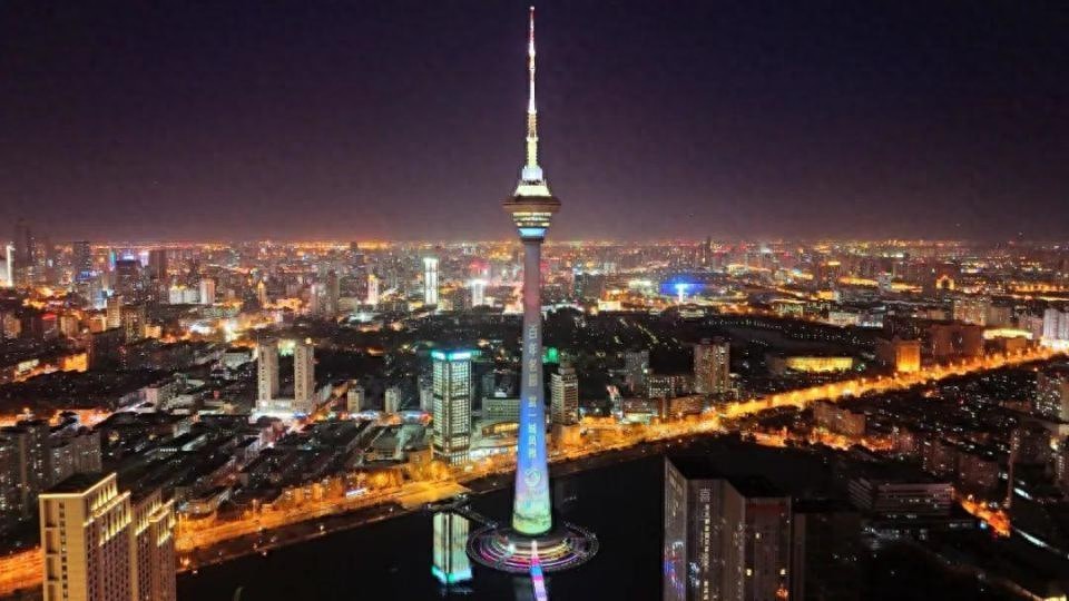 河西城区形象主标识首秀！点亮津城夜空，传递城市温情