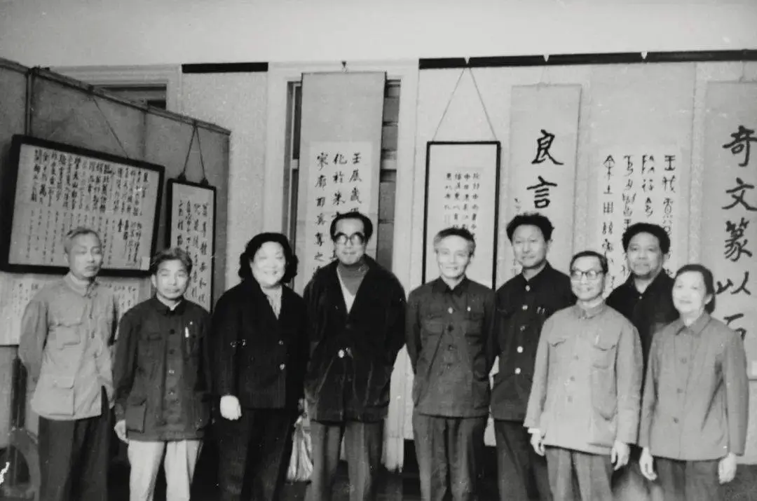 人道君如云里鹤！李健书画篆刻文献研究展惊艳亮相，55 件展品首次公开  第3张