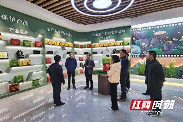 通道县商务科技和工业信息化局组织企业前往会同县，学习先进经验与创新实践  第1张