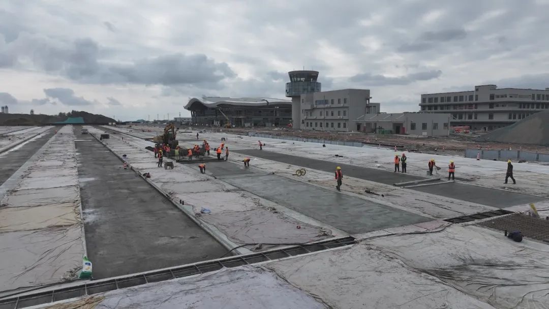铜仁德江机场跑道贯通，航站楼建设火热进行中  第3张