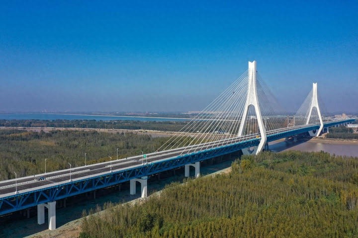 济南黄河大桥主线通车！山东首条穿黄轨道交通线同步升级，你期待吗？