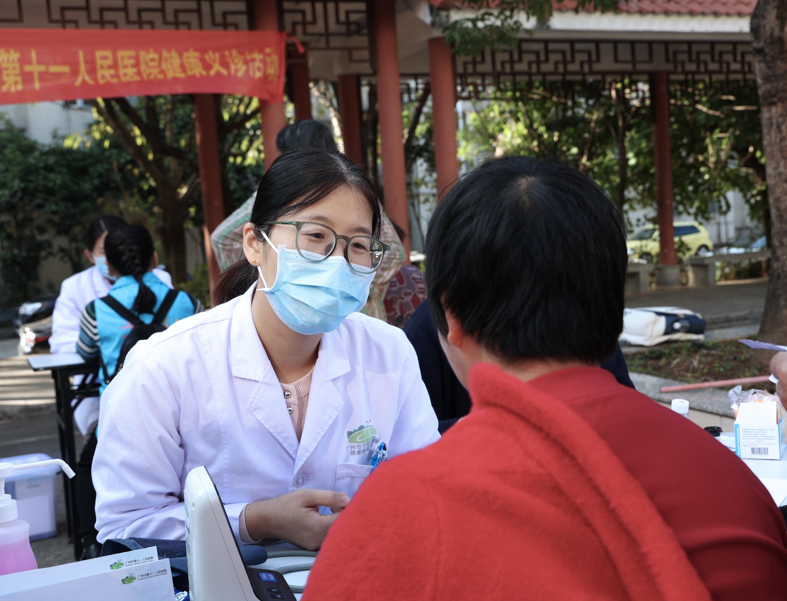 健康义诊进社区，专业服务暖人心  第2张