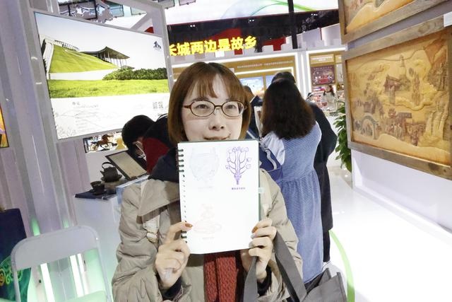 上海人排长队只为盖它？内蒙古特色印章成展会爆款  第2张