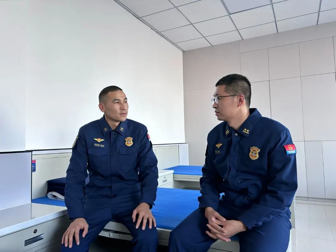 从大学到消防队，他是如何成为训练标兵的？  第3张