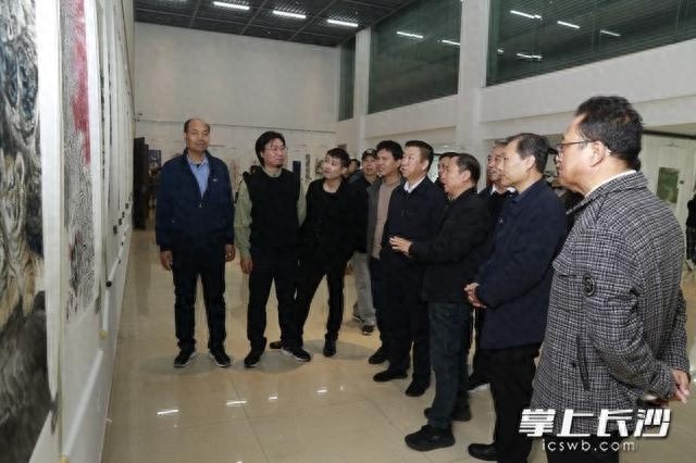花开向阳墨韵留香，长沙阳泉花鸟画联展震撼开幕
