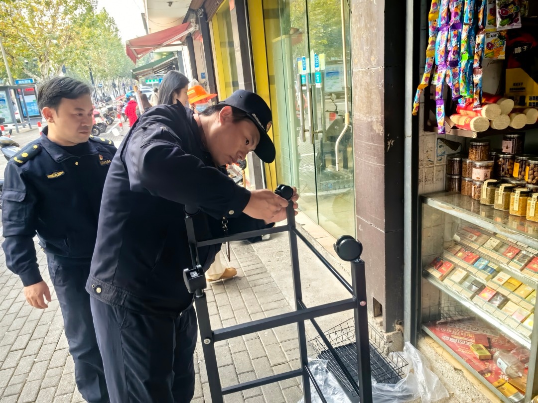 暖心执法新思路：如何用创新方式化解市容管理难题？  第2张