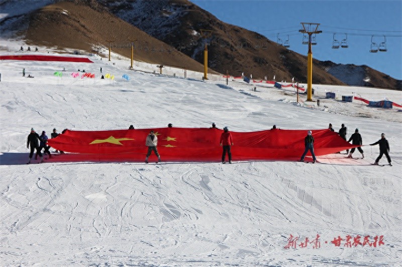 祁连山滑雪场盛大开板！2024冬季冰雪运动狂欢，你准备好了吗？