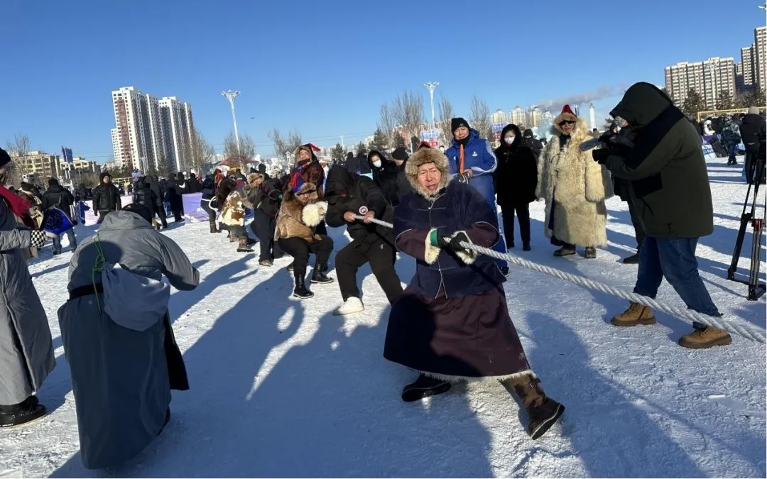 呼伦贝尔冰雪季震撼来袭！15项趣味活动等你来战，雪地拔河点燃冬日激情  第3张
