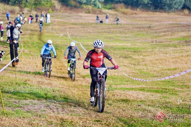 2024昆明山地自行车公开赛:400名选手阳宗海畔上演速度与激情 第3张 2024昆明山地自行车公开赛:400名选手阳宗海畔上演速度与激情 第3张