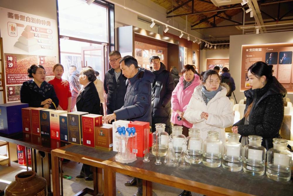 揭秘北京首家酱香型白酒博物馆：探寻张支云86年的酿酒传奇  第2张